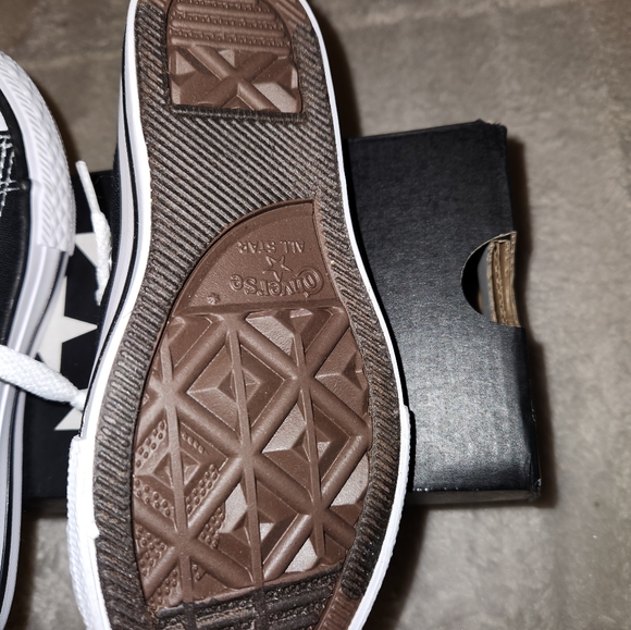Kids Converse 11.5 - Picture 4 of 5